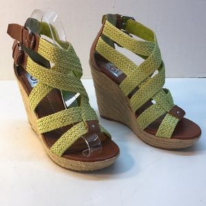 dv by Dolce Vita Lime Green Strappy Wedge Espadrilles Size 6